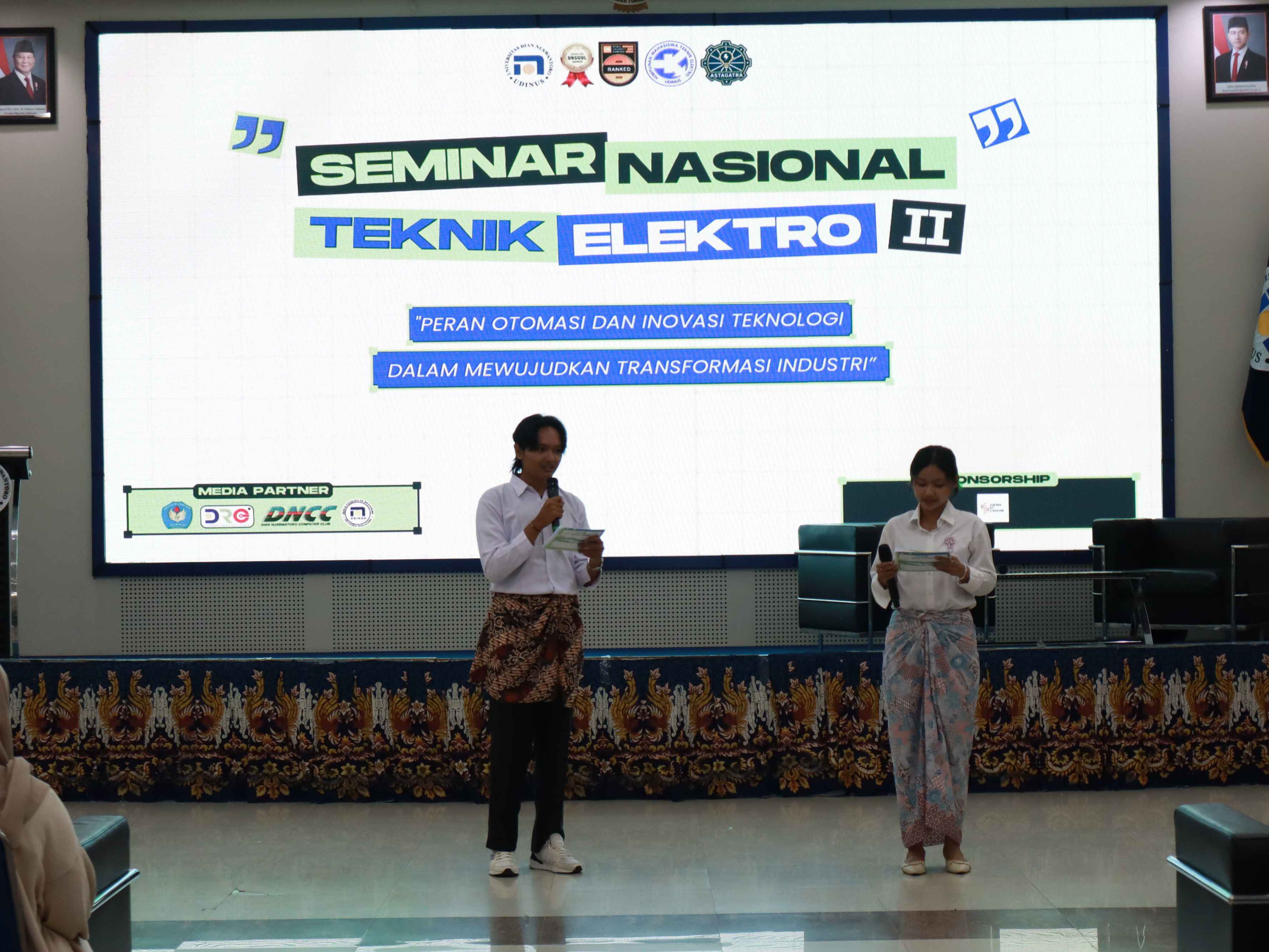 Pembukaan Acara dan Pembacaan Tata Tertib Seminar
